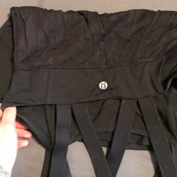 Lululemon tank - Picture 2 of 3